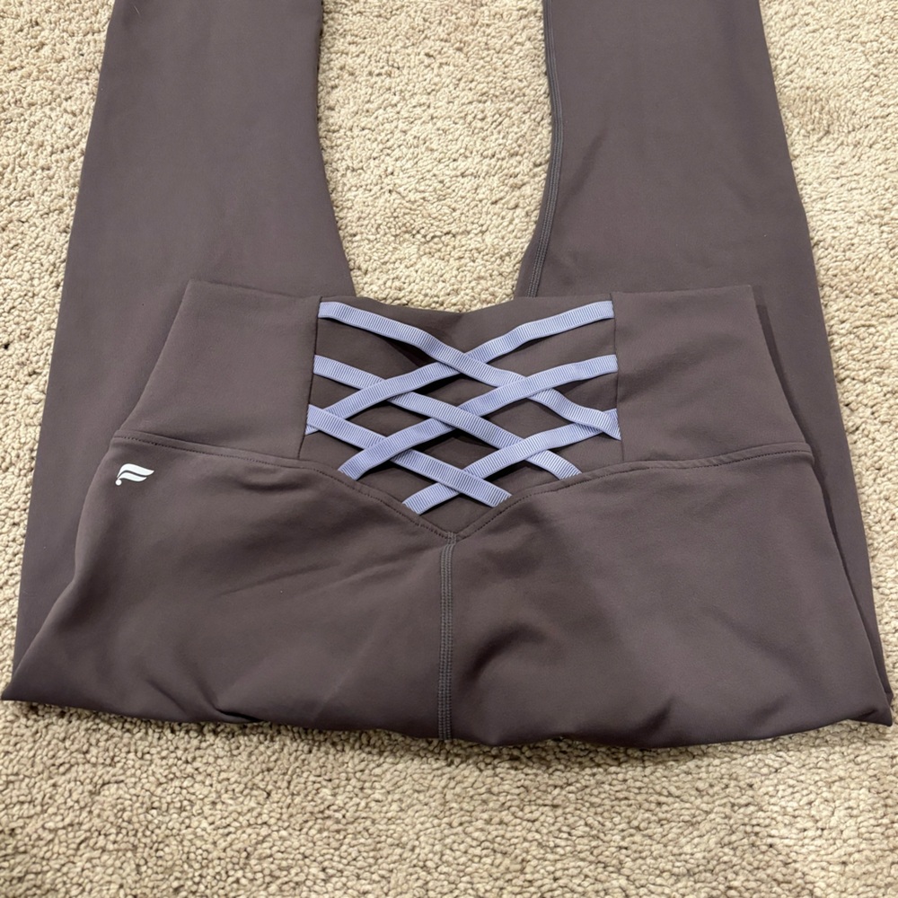 Fabletics Boost Powerhold 7/8 Leggings